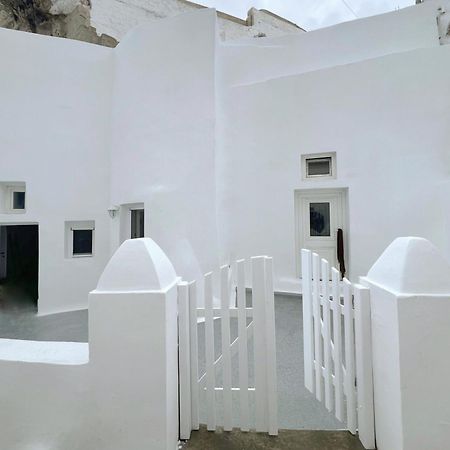 Апартаменты Cave Noelia Тира Экстерьер фото